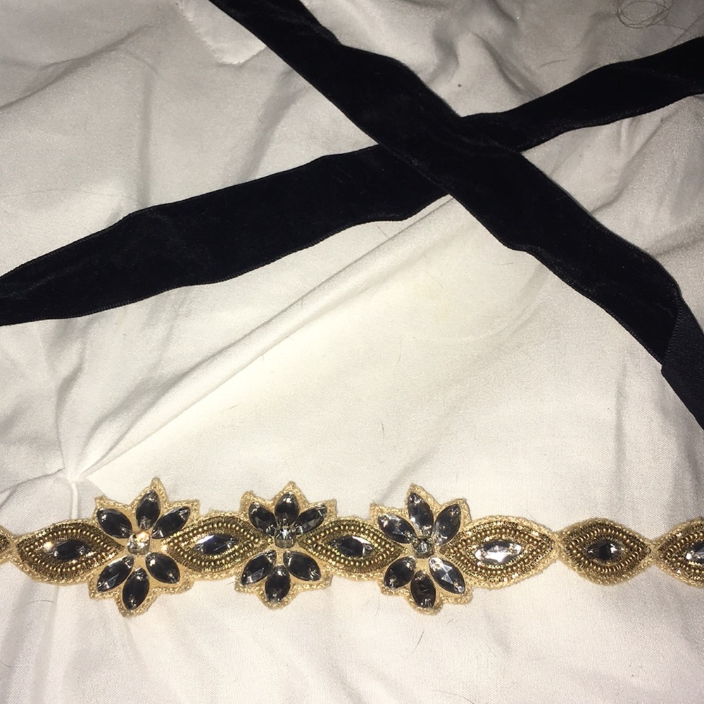 GORGEOUS sparkly GOLD AND BLACK TIE HEADBAND✨